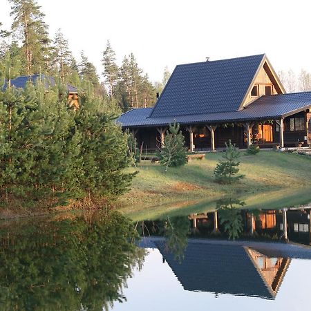 Viesu Maja Forrest Villa Dzimtmisa Exterior foto