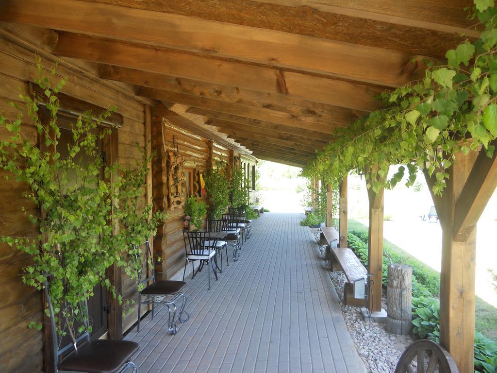 Viesu Maja Forrest Villa Dzimtmisa Exterior foto