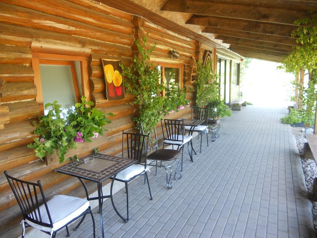 Viesu Maja Forrest Villa Dzimtmisa Exterior foto