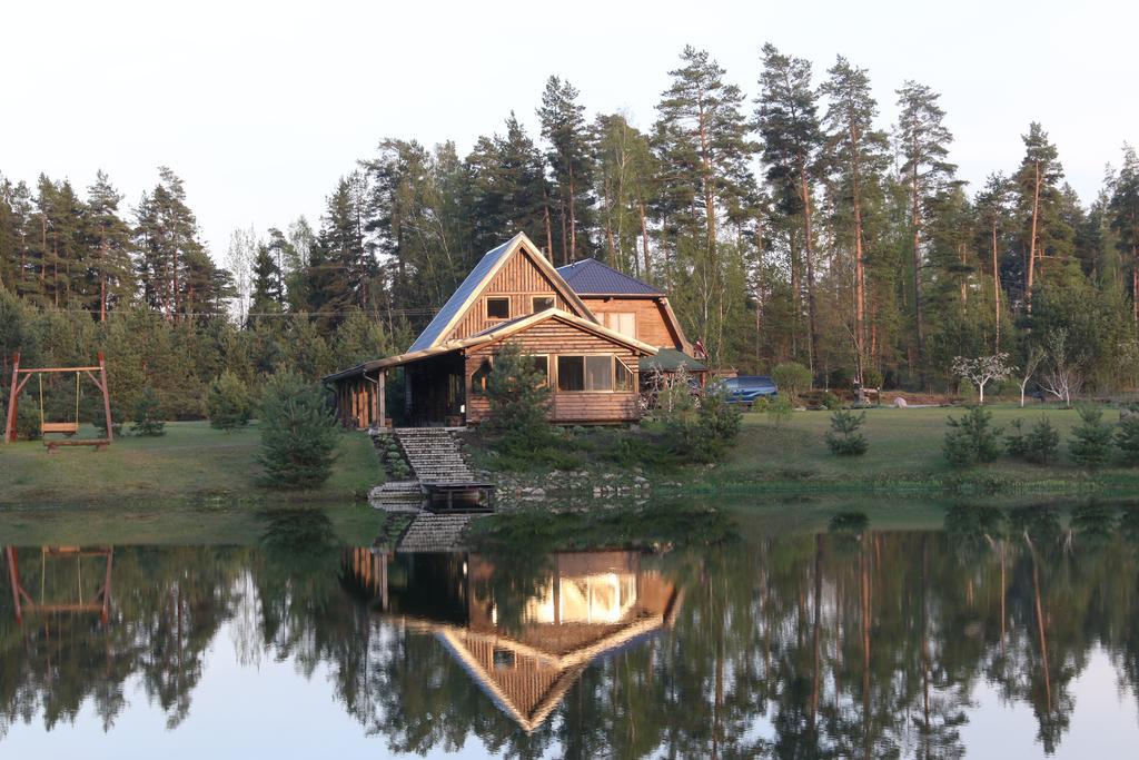 Viesu Maja Forrest Villa Dzimtmisa Exterior foto