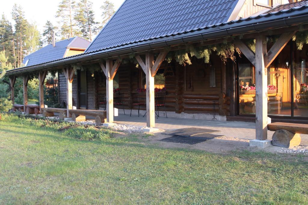 Viesu Maja Forrest Villa Dzimtmisa Exterior foto