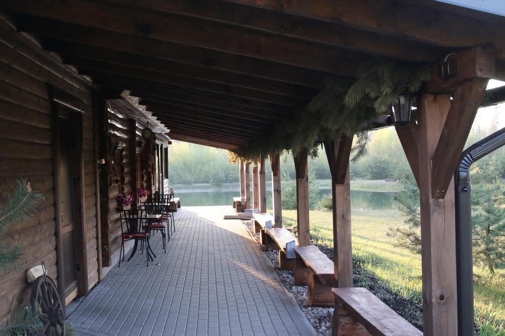 Viesu Maja Forrest Villa Dzimtmisa Exterior foto