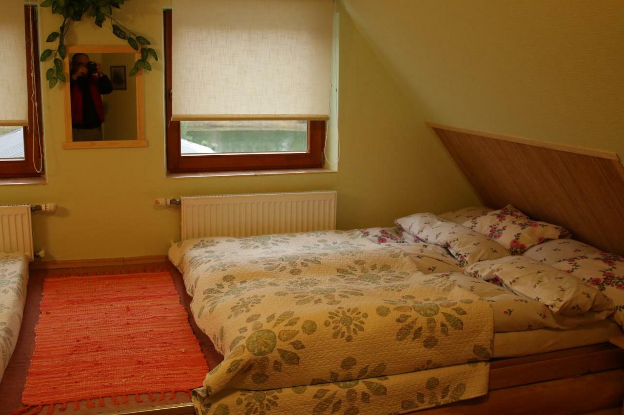 Viesu Maja Forrest Villa Dzimtmisa Exterior foto
