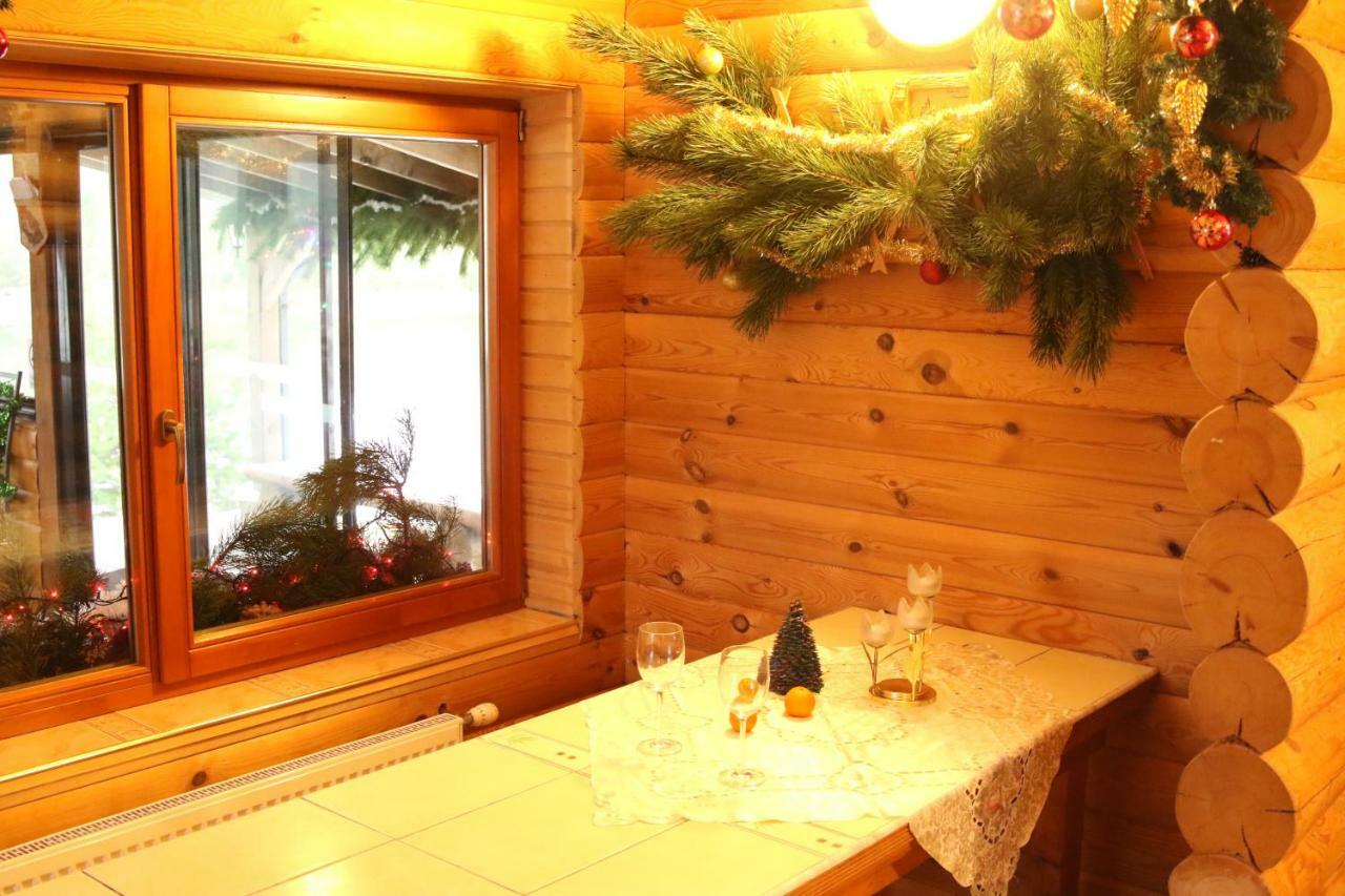 Viesu Maja Forrest Villa Dzimtmisa Exterior foto